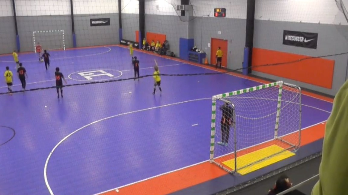 Futsal_decko_nožnice